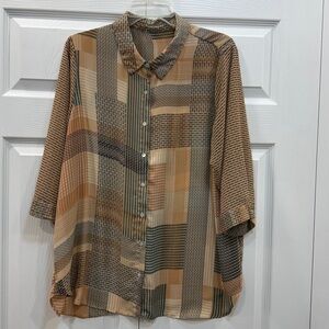 Rose & Olive button-down 3/4 Sleeve blouse in beige+black geometric pattern XL